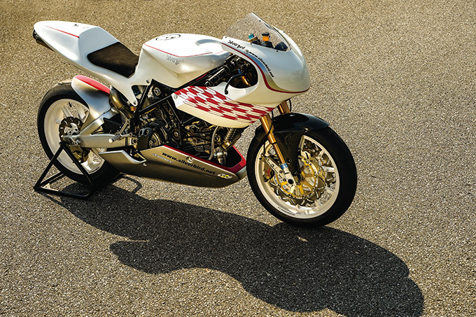 スーパースポーツSS1000DS SilverBird カスタムDUCATI | バージンドゥカティ