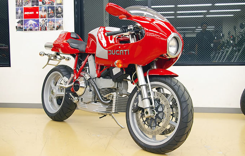 ドゥカティ MH900e（2000年） DUCATI限定モデルカタログ | バージンドゥカティ