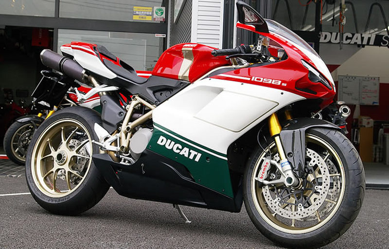 ドゥカティ スーパーバイク1098S トリコローレ（2007年） DUCATI限定モデルカタログ | バージンドゥカティ